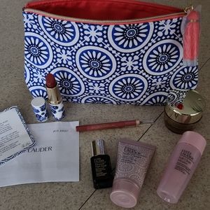Estee Lauder cosmetic bag
